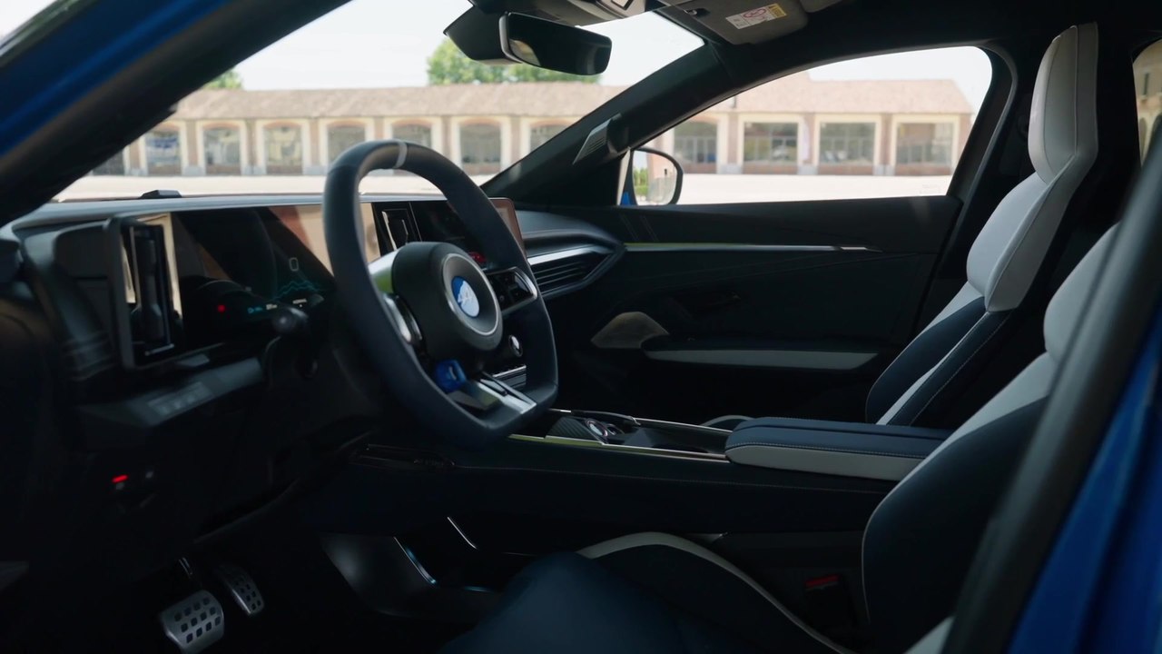 Die Alpine A390 GTS - Eine mit Alpine Know-How weiterentwickelte Plattform