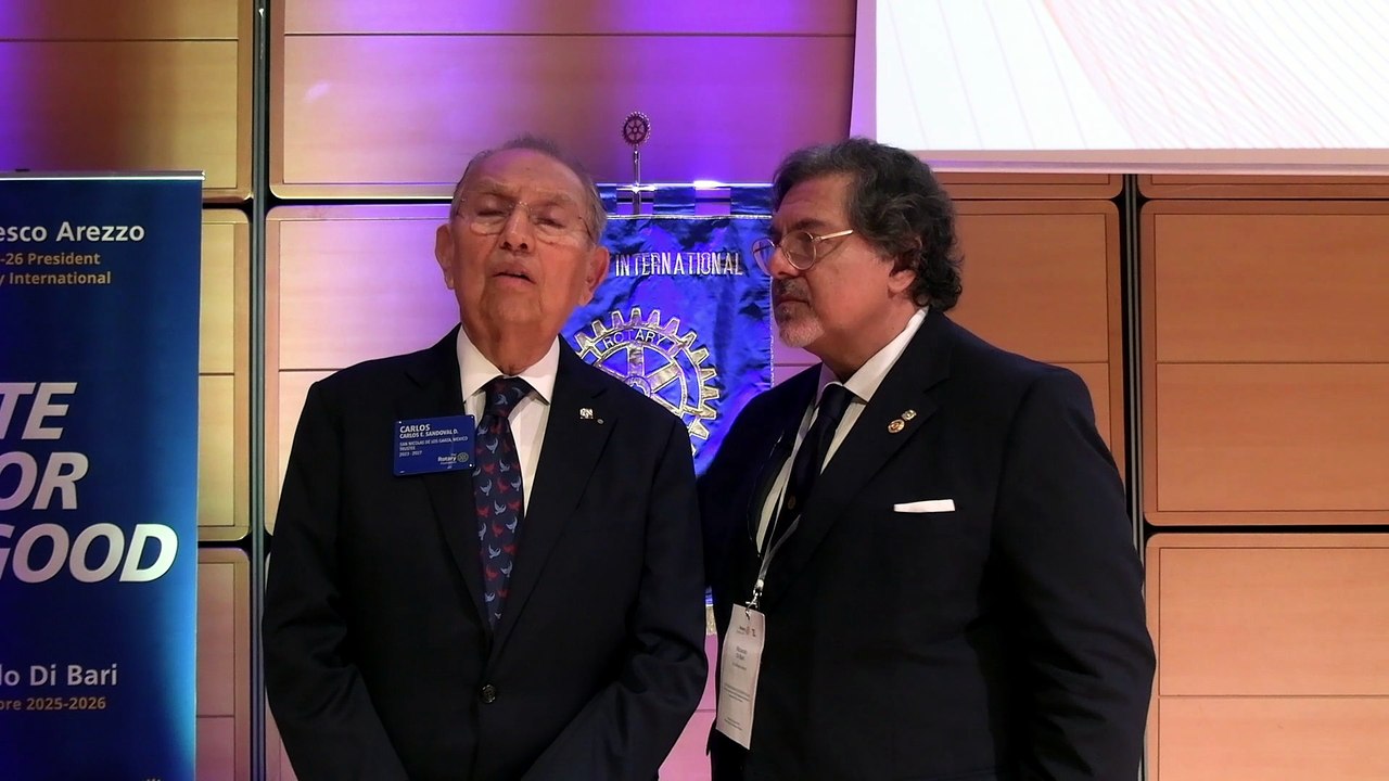 Carlos E. Sandoval Delgado
