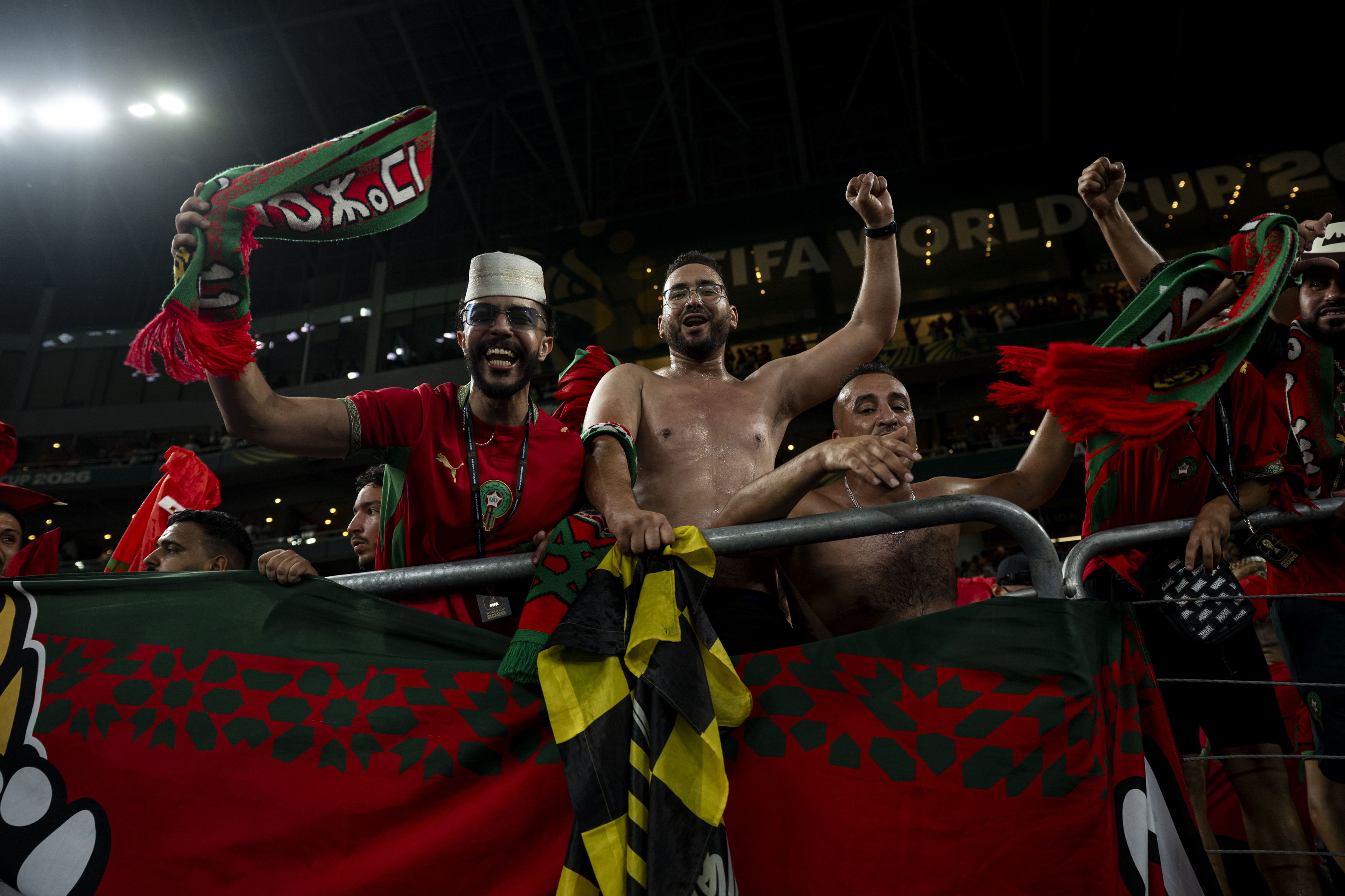 Coupe du Monde 2026 : scènes de joie, pleurs... Les Marocains exultent après leur qualification en 8es de finale