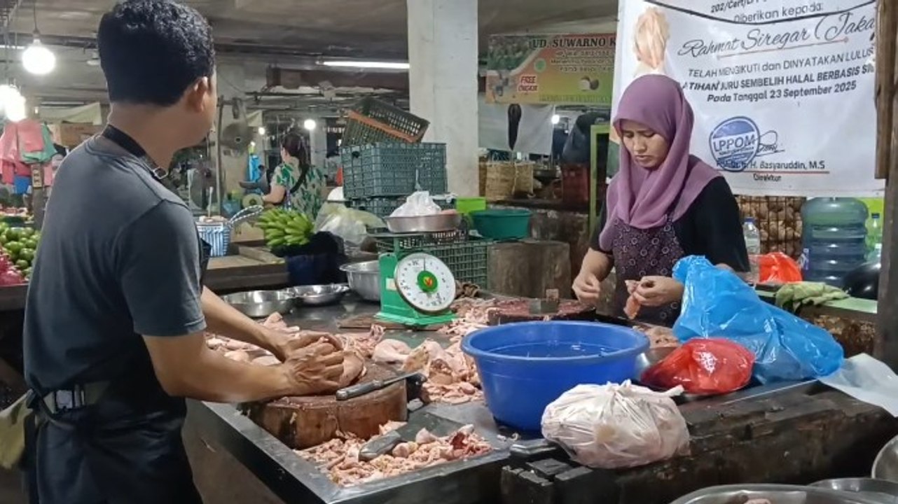 ​Pasar Petisah Tetap Bertahan di Tengah Gempuran Modernisasi dan Belanja Online