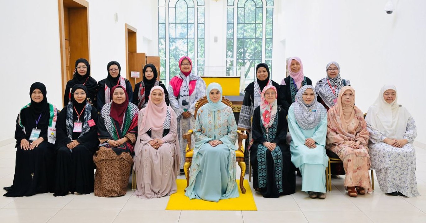 Tengku Permaisuri Selangor Berkenan Ke Women Summit & #QuranHour