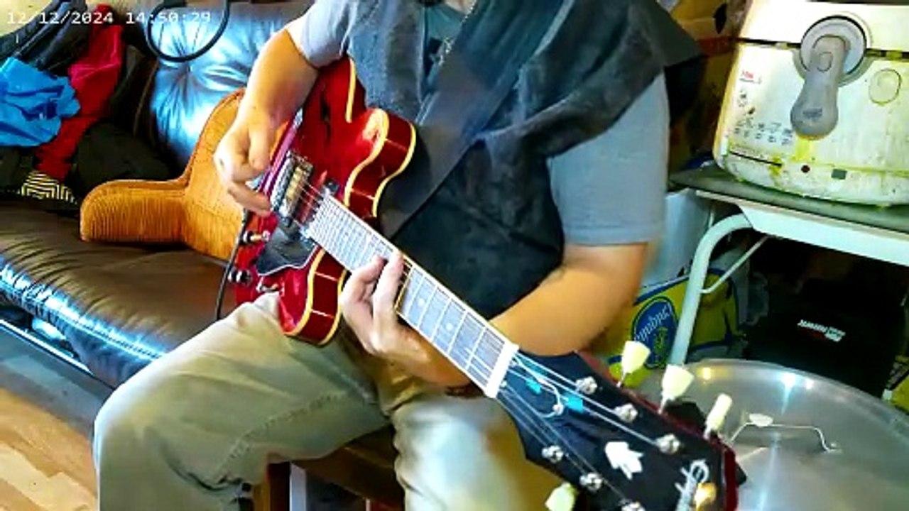 TUTORIEL ET PRATIQUE MUSICALE: THÉORIE ET EXEMPLES