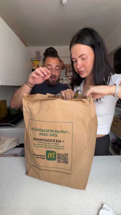 On vous offre encore pleins de cadeaux avec @McDonald’s France 😍 !