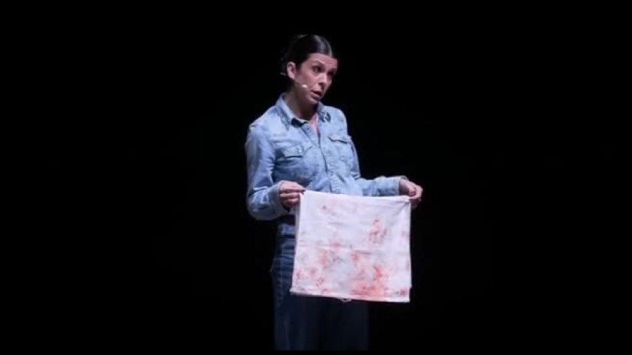Stefania Andreoli a teatro parla di relazioni con "La mente in scena"