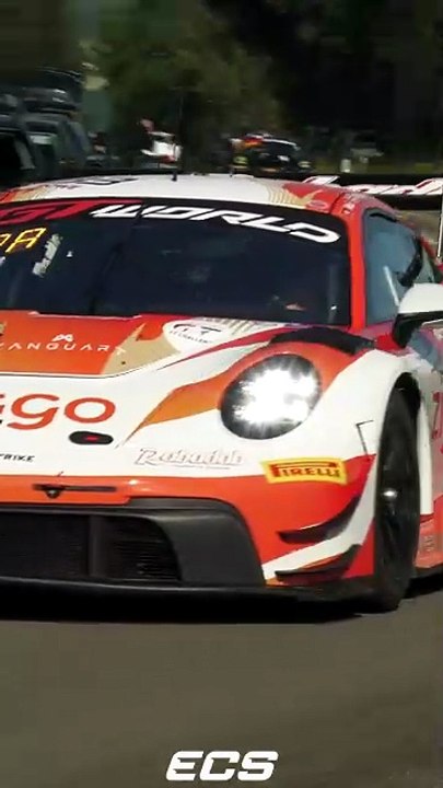 Not often you see race cars on the streets 🏎️