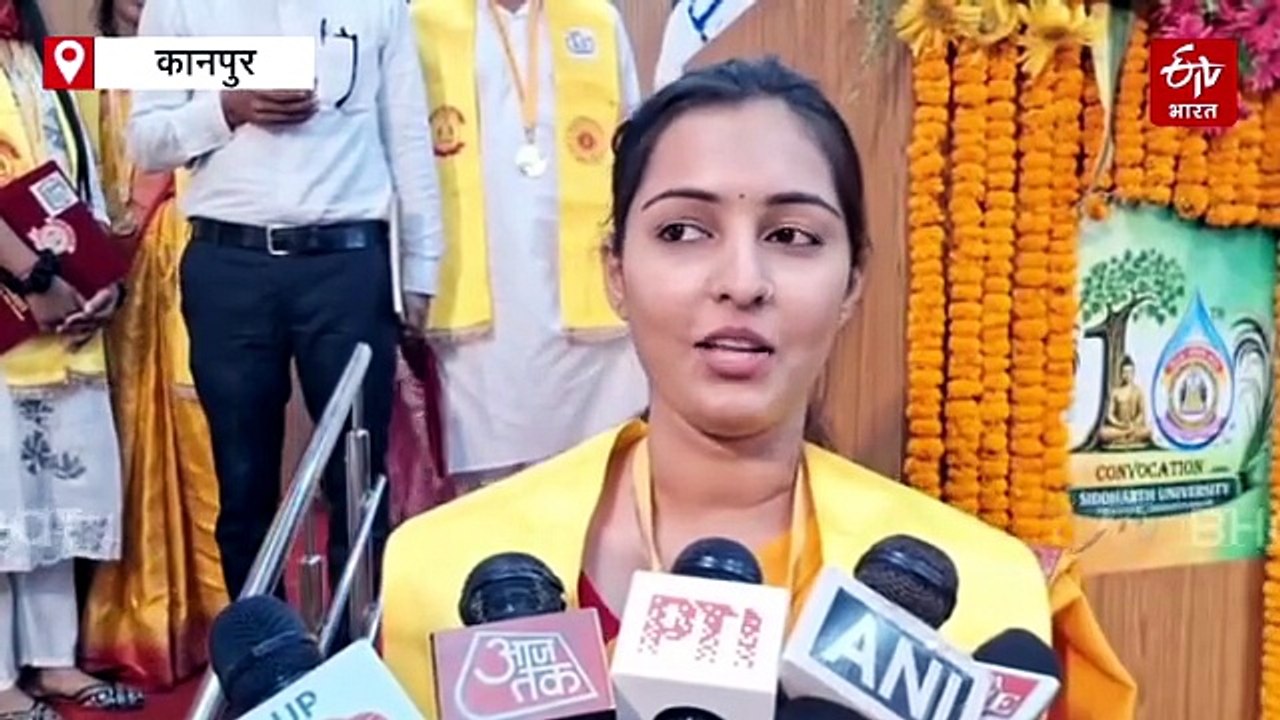सिद्धार्थ विश्वविद्यालय में 10वें दीक्षांत समारोह पर 37 मेधावियों को गोल्ड मेडल
