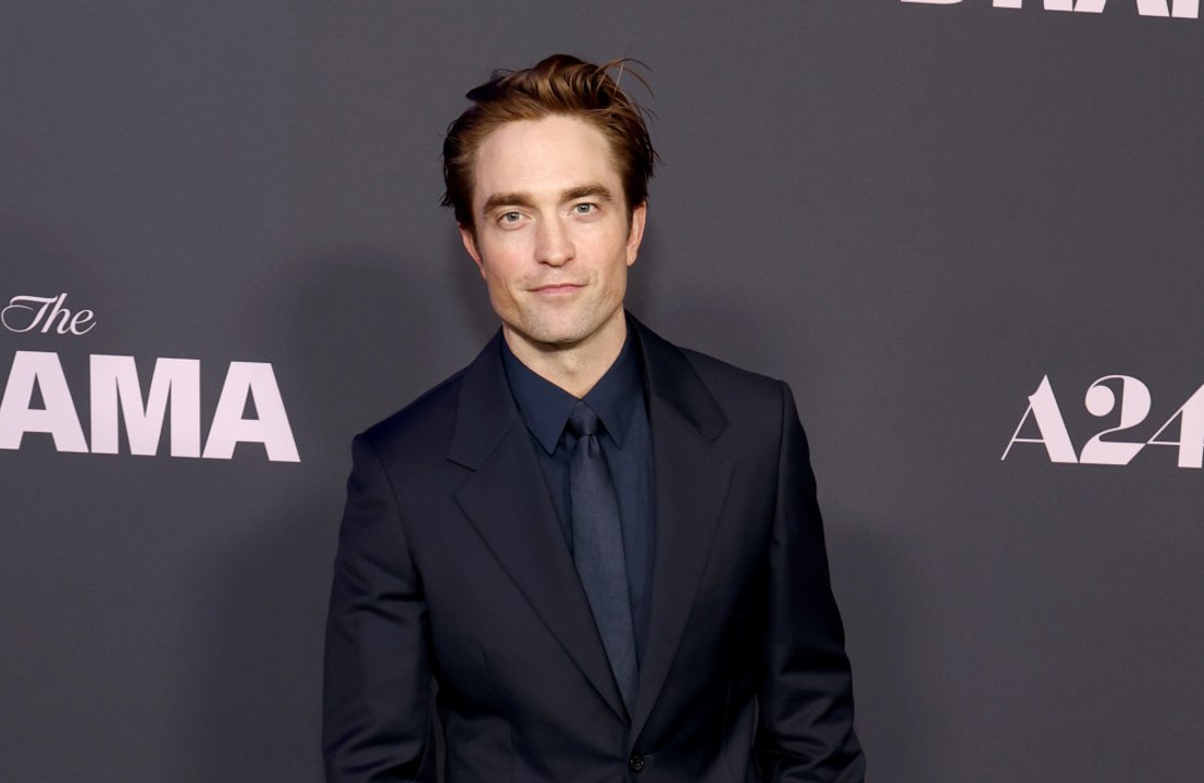 Who are the A-listers that walked out of awkward interviews?