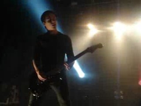 Let the Flames Begin (3) - Paramore