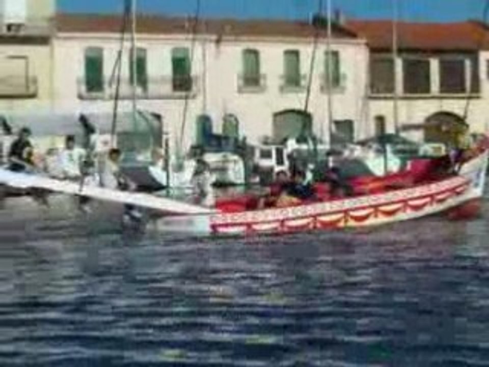 Joutes 1°crash test dans le port de Mèze