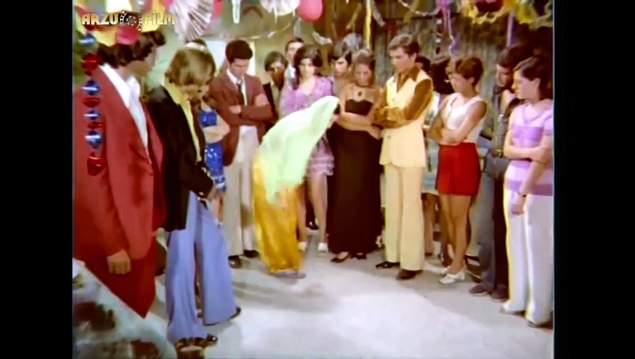 HAYAT SEVİNCE GÜZEL  ⚡ ROMANTİK⭐️  DRAM ||   AİLE ⚡ 1971 TEK PARÇA İZLE ⭐️TEK PARÇA HD 1971  İZLE⭐️ [Full Movie]