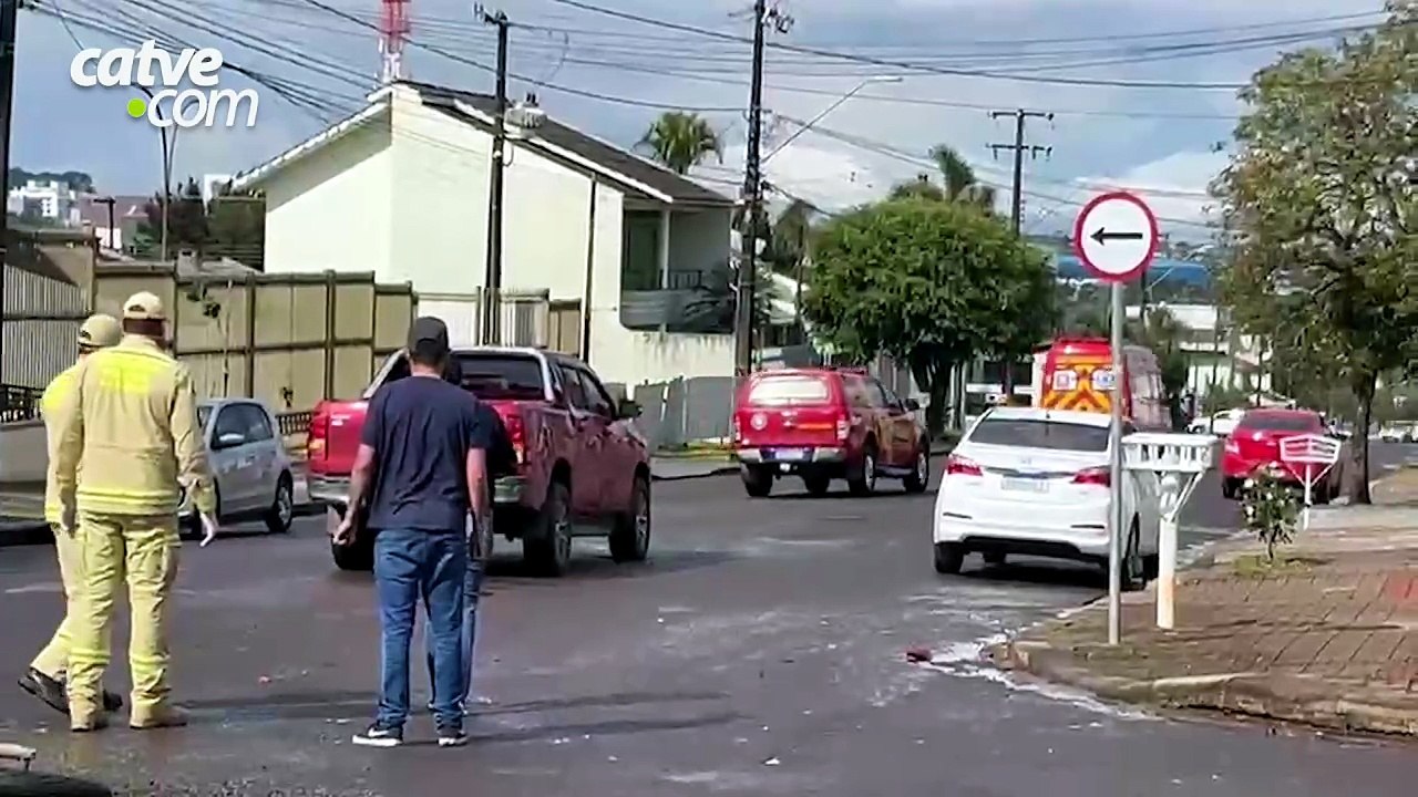 Motociclista fica em estado grave após batida com caminhonete em Cascavel