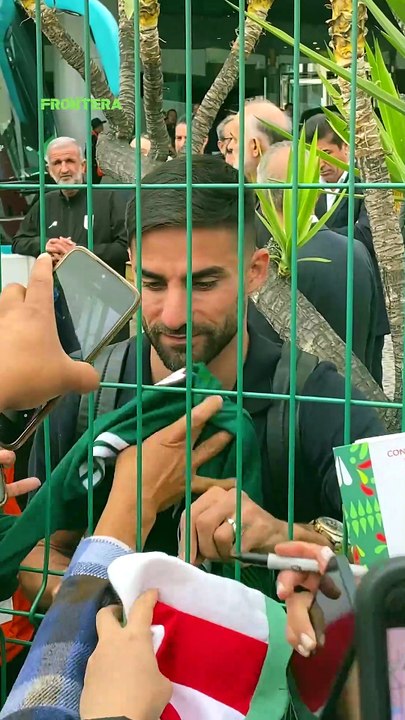 Afición tijuanense despide a la selección de Irán 🇮🇷🖐️