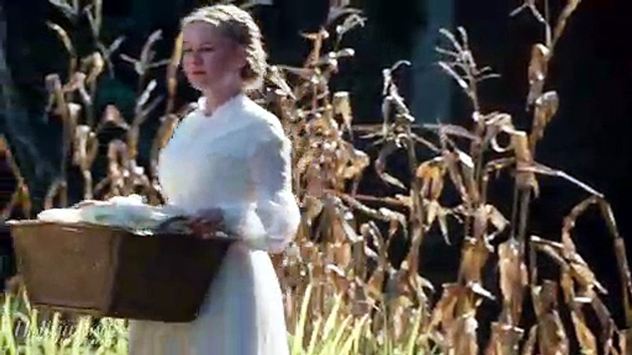 Elle Fanning on Nicole Kidman, Kirsten Dunst, Sofia Coppola of 'The Beguiled': "It Felt Like Girlfriends" | Cannes 2017 [Full Movie]
