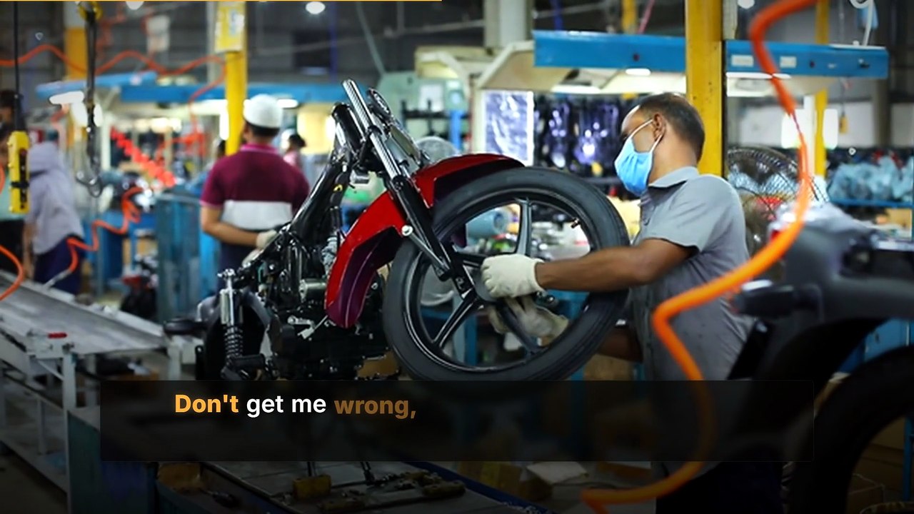 The $900 motorcycle that outsells every american bike (why you can't buy one)