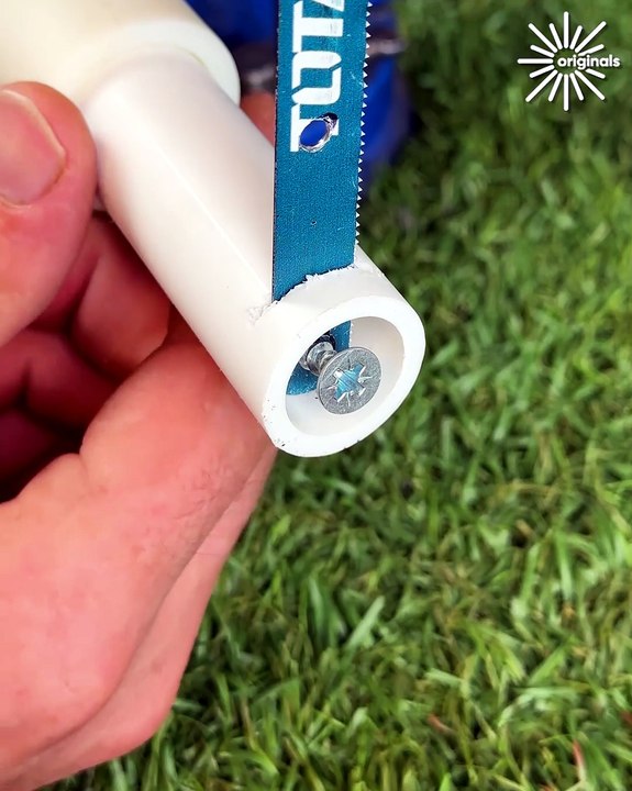 Quick DIY tool for clean sidewalk edges✂️