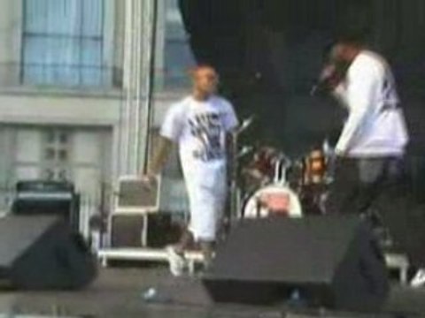 Poissarino en concert a la fete de la musique partie 1