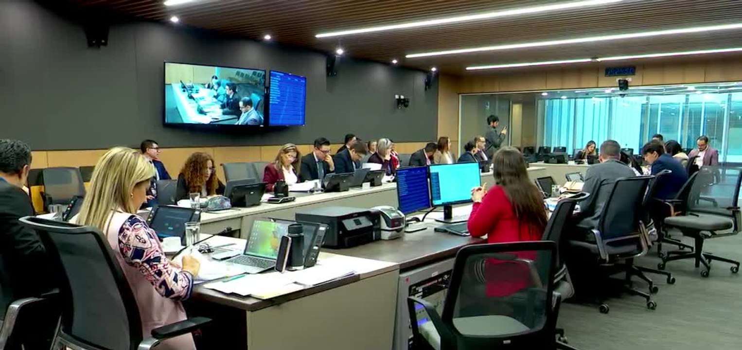 tn7-diputados-del-gobierno-aceptaron-instalar-una-mesa-de-trabajo-para-negociar-con-la-oposicion-el-proyecto-para-colocar-13500-millones-de-dolares-en-eurobonos-300626