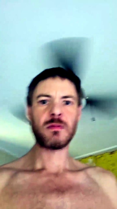Man records himself throwing his smartphone out a window