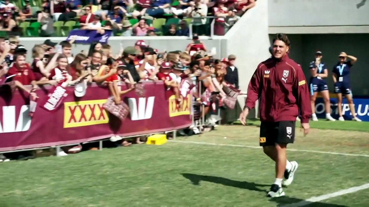 Rockhampton fans boost Maroons morale ahead of State of Origin decider