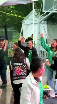 La Presidenta Claudia Sheinbaum y la Jefa de Gobierno Clara Brugada se reúnen en el festival futbolero de Tezozómoc, alcaldía Azcapotzalco