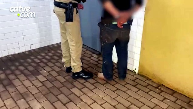 Homem é preso após agredir companheira no Conjunto Riviera