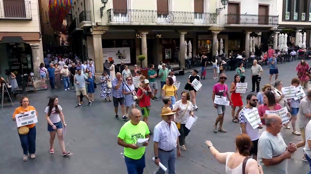 MANIFESTACION 30 JUNIO POR EL TREN EN TERUEL