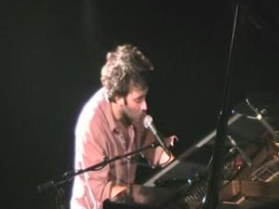 Menacés mais libres - Usé - Saez