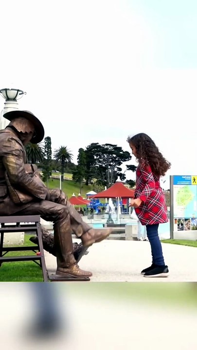When Your New Friend Turns Out To Be A Statue