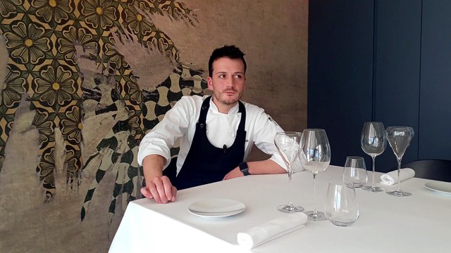 Ricetta dello chef Mirko Lucidi: L'insalata di arance, finocchi e olive nere che diventa un dessert