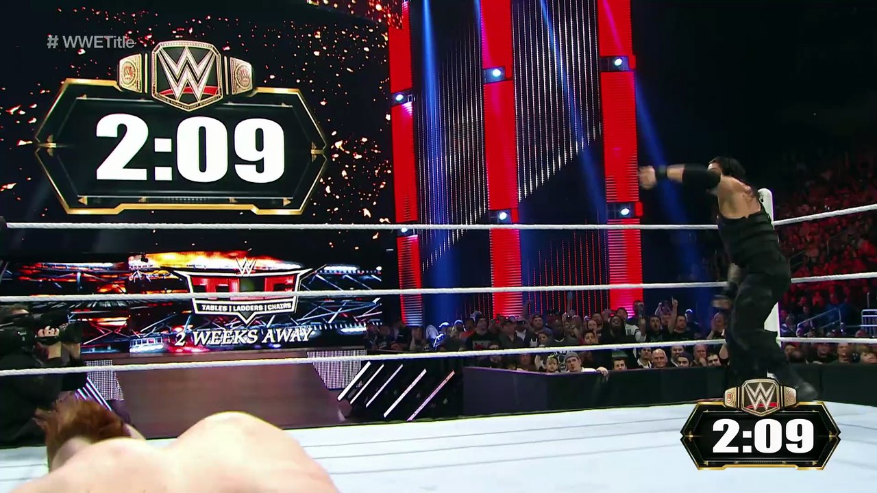 Roman Reigns vs. Sheamus - WWE World Heavyweight Championship Match | Raw, November 30, 2015