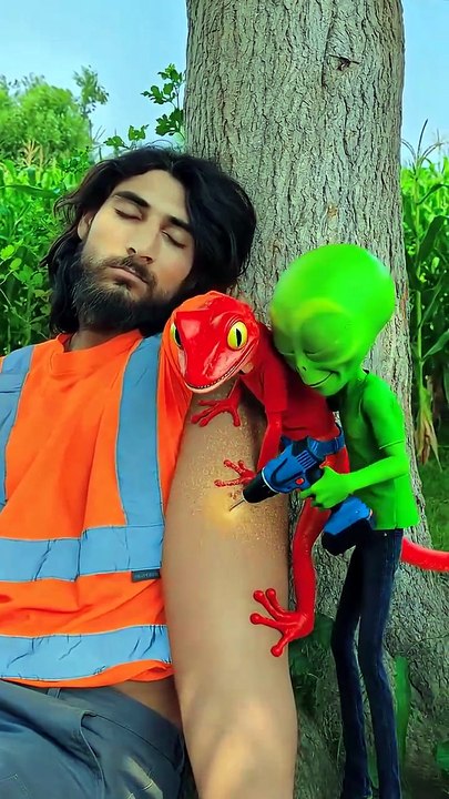 Allah ki Maadad #youtubeshorts #trending #emotional #prayer
