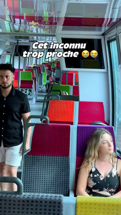 Mais à l’aide.