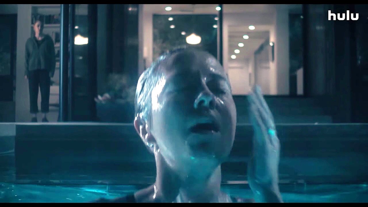 La Main sur le berceau (2025) - Bande annonce