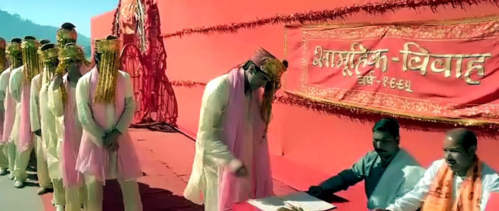 HINDI_Dum Laga Ke Haisha - Bollywood_Will a regular arranged marriage turn out to be a perfect mismatch