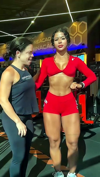Check no Shape 🔥 Team Carol Vaz