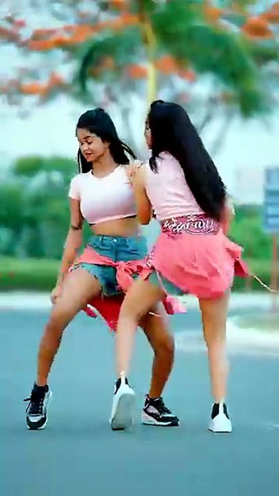 Beauty Khan vs Sona day ??