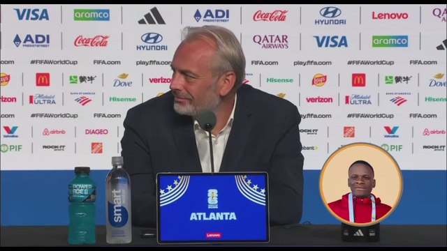 Sebastian Desabre, entrenador del Congo, se entera en rueda de prensa de que falleció su padre