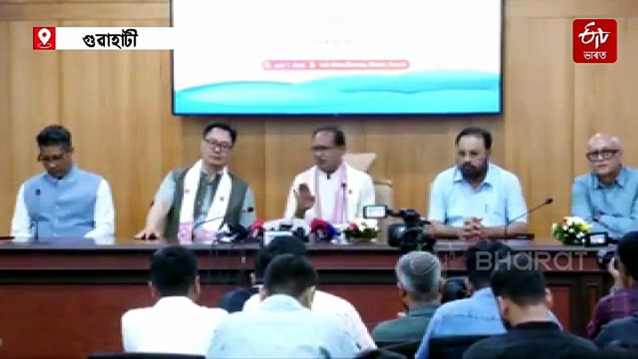 শেহতীয়া বানত ক্ষতিগ্ৰস্তক ঘৰ, শস্যৰ বীজ, ক্ষতিপূৰণ সকলো প্ৰদানৰ আশ্বাস কেন্দ্ৰীয় মন্ত্ৰী শিৱৰাজ সিং চৌহানৰ