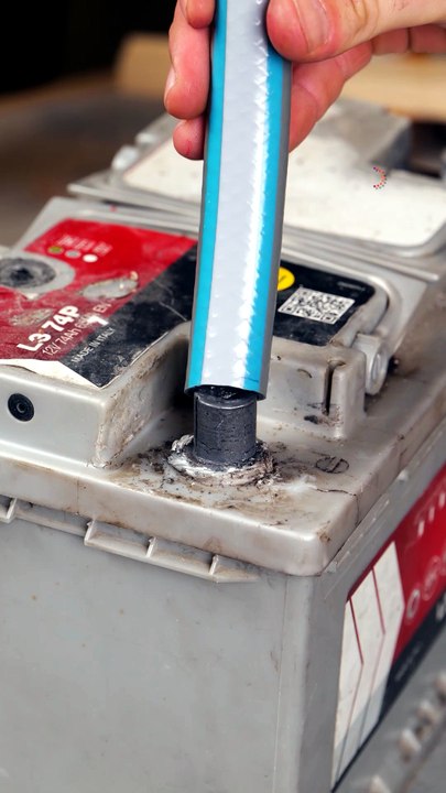 How to connect battery terminals safely