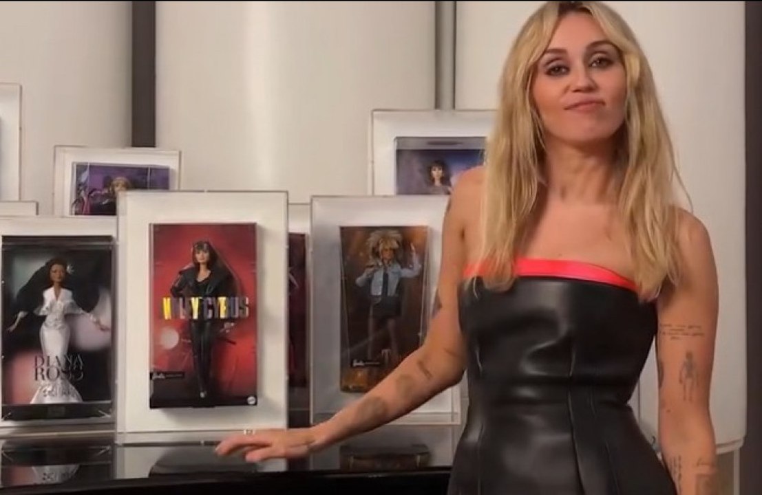 Miley Cyrus está feliz por tener su propia muñeca Barbie