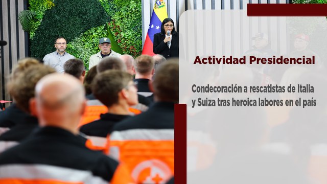 Presidenta (E) condecora a rescatistas de Italia y Suiza por su labor tras terremotos en el país