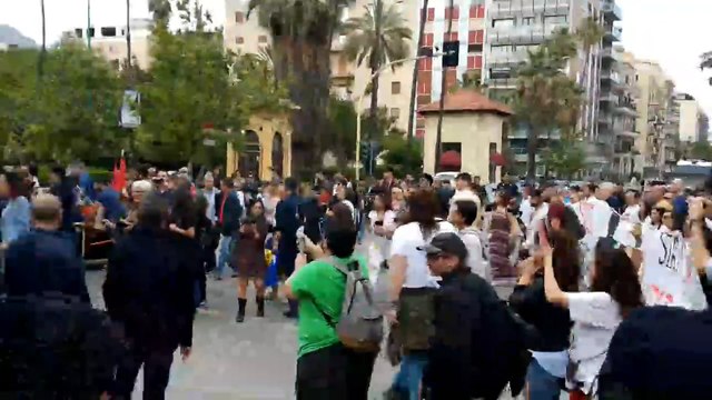 Palermo, gli scontri tra forze dell'ordine e antagonisti nel giorno di Falcone
