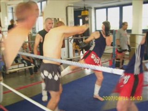 LE TEAM MUAYTHAI-NIMOIS