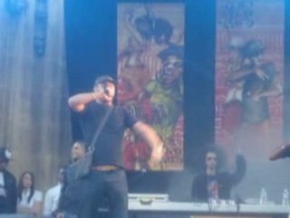 SETH GUEKO a barbés