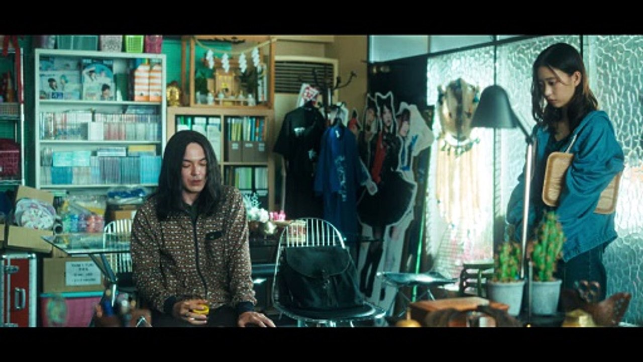 Human Vapor S01E04