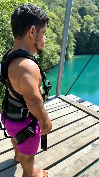 This Zipline Transition Is Absolutely Out Of Pocket