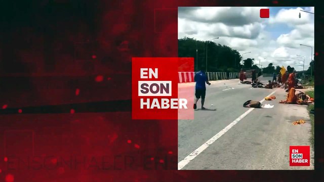 Tayland'da küçük çocuğun kullandığı kamyonet keşiş grubuna daldı