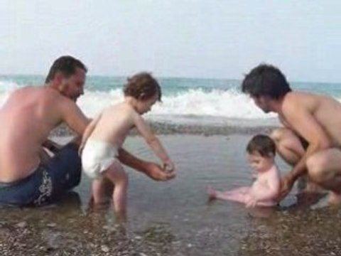 premier bain de mer 21-06-08