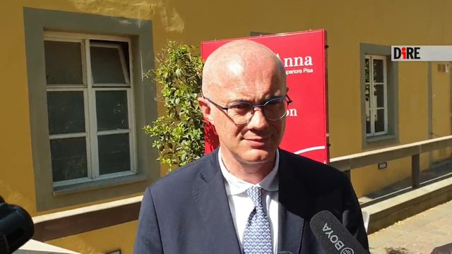 Il ministro D'Incà presenta il libro bianco sull'astensionismo alla Scuola Superiore Sant'Anna di Pisa