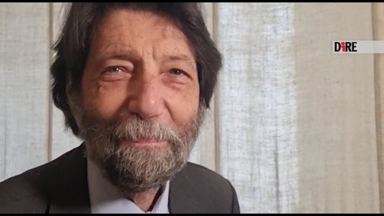Libertà di stampa, Cacciari: "In Italia l'informazione è omologata sulle posizioni del governo"